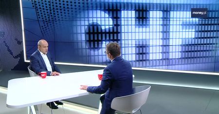 Ekspert: frankowicze nie chcą przewalutować kredytów, bo politycy obiecali lepsze warunki