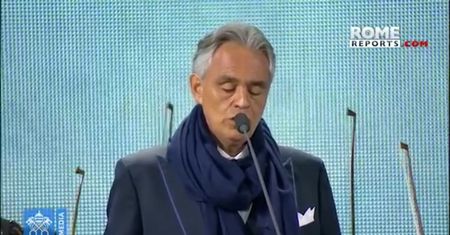 Andrea Bocielli zaśpiewał dla papieża