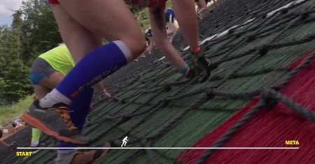 Red Bull 400. Morderczy bieg na Wielką Krokiew. Małysz: "Ludzie padają ze zmęczenia"