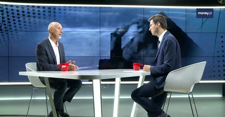 Ekspert: jeśli kupimy droższy węgiel, to go mniej spalimy. Opał na zimę najlepiej kupić już teraz
