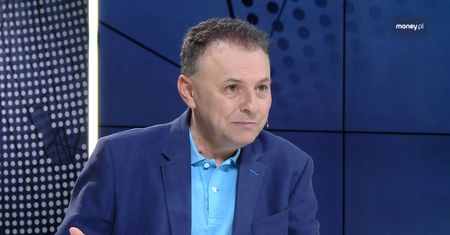 Ekspert spodziewa się nowych programów "plus". "To kwestia wyniku wyborów"
