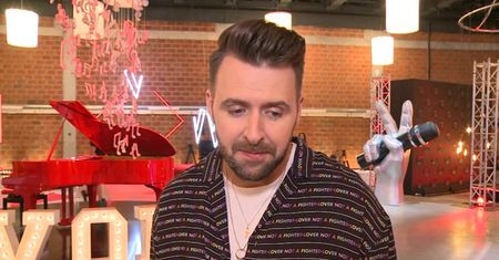Zmarkotniały Hyży o początkach kariery: "Zaczynałem na ulicy"