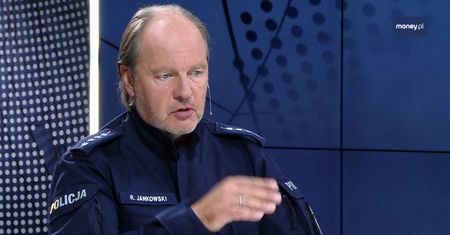 Protest policji. Mniej mandatów, więcej pouczeń