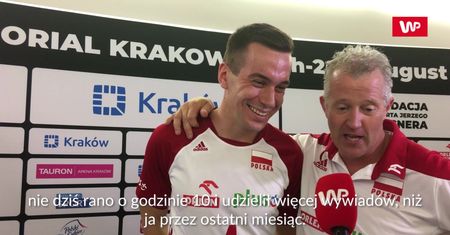 Głośny śmiech Heynena przerwał wywiad z Komendą. Selekcjoner żartował ze swojego zawodnika