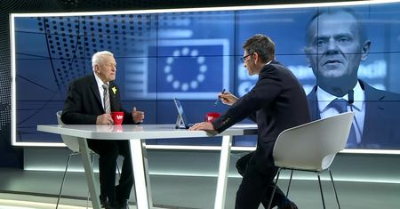Morawiecki o Tusku. "Zaburza europejskie standardy"
