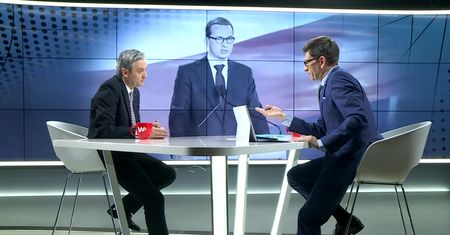 Robert Biedroń: nie narzekam na swoją pensję
