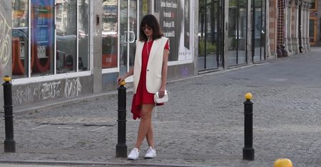 40-letnia Kulczyk odsłania zgrabne nogi pod TVN-em