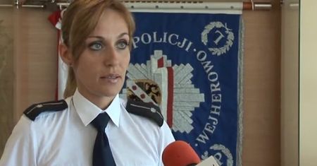 Nieuczciwe opiekunki do dzieci [Komisariat]