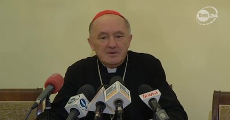 'Kard. Glemp zmarł spokojnie gasnąć'