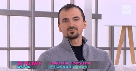 Tata wychowuje dziecko