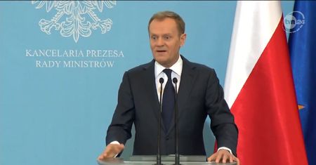 Tusk: chcą podważyć wiarygodność państwa