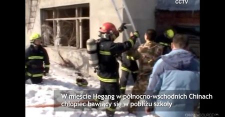Chłopiec w studzience