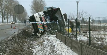 Wypadek autokaru z kibicami. Dwie ofiary śmiertelne