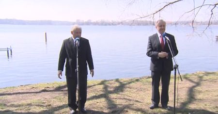 Kaczyński: Mi też mówiono, że mój brat żyje