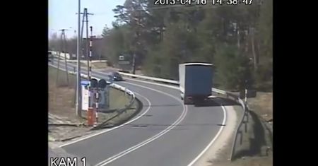 Pijany kierowca spowodował wypadek