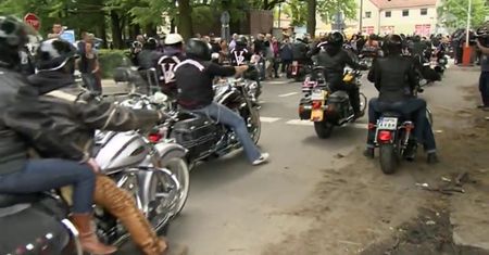 Parada harleyowców we Wrocławiu