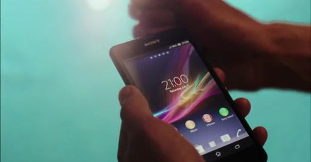 Sony Xperia ZR kręci filmy pod wodą