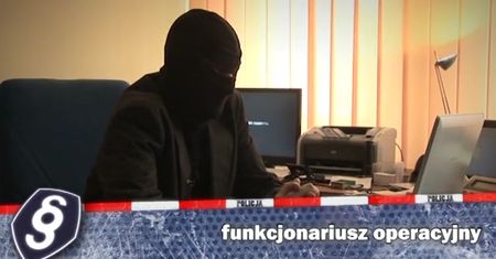 Gangster w damskich ciuszkach [Paragraf]