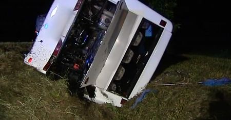 Dolnośląskie: Zderzenie samochodu z autobusem