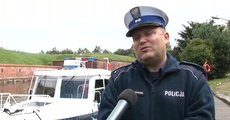 Zagrożenia na wodzie [Komisariat]