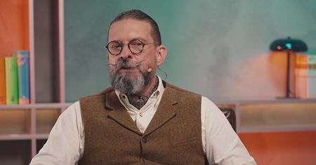 Samotność po wyprowadzce i kryzys po czterdziestce. Miłosz Brzeziński o relacjach i szczęściu