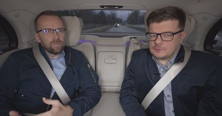 Dlaczego lotnicze systemy sadzają pasażerów daleko od siebie? Ekspert wyjaśnia