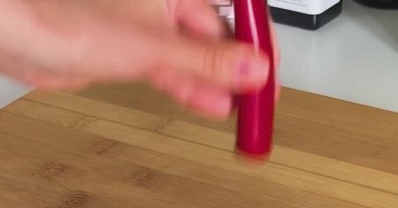 Jak usunąć pestki z papryki? Ten trik sprawi, że zaoszczędzisz sporo czasu