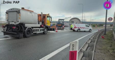 Niecodzienna blokada na A4. Turbina wiatrowa zatrzymała ruch