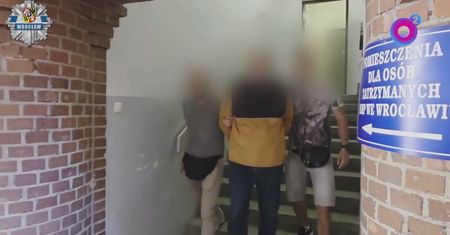 Akcja policji nagrana. 50-latek trafił do aresztu