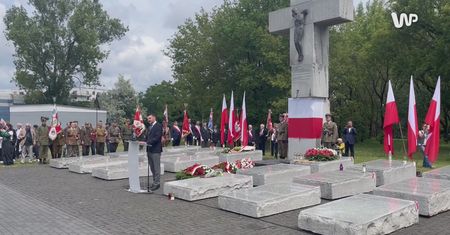 Stołeczne obchody rocznicy zbrodni na Wołyniu. Uroczystości towarzyszyły krzyki