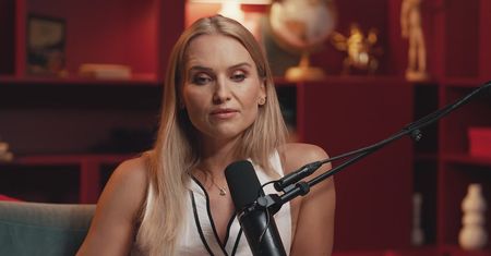 Ekspertka ostrzega przed decyzjami podjętymi "na haju" hormonalnym. Magdalena Chorzewska w "Balansie"