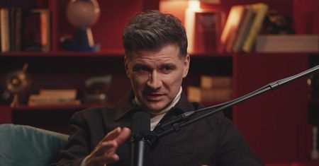 Był "nieprzytomny ze strachu" na scenie. Wspomina pierwszy koncert w Opolu