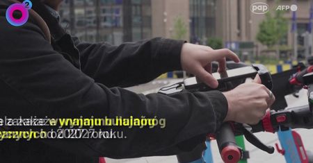 Bruksela mówi "dość" hulajnogom elektrycznym. Decyzja wywołała burzę
