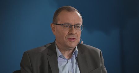 Tusk robi wszystkich w konia, on nie chce wygrać tych wyborów