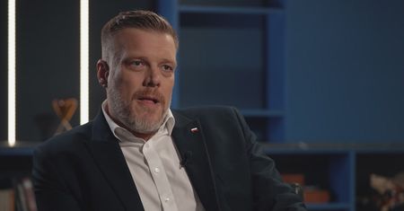 Zandberg: publiczna ochrona zdrowia i mieszkalnictwo to dwa kryzysy