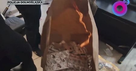 Brał łapówki za recepty na silne leki. Psychiatra stanie przed sądem
