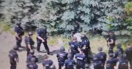 49-latek podejrzany o zabójstwo ujęty. Pokazali moment zatrzymania