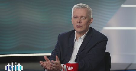 Siemoniak po tekście WP. "Sprawa poważna i bulwersująca"