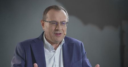 Politolog: rząd Tuska musi robić to samo co PiS na granicy