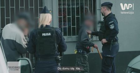 Wulgaryzmy i "Rambo". Interwencja pod sklepem wymknęła się spod kontroli