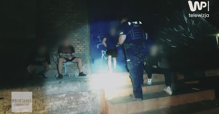 Zaczęło się od kataru. Skończyło na sprawdzaniu kieszeni przez policjantów