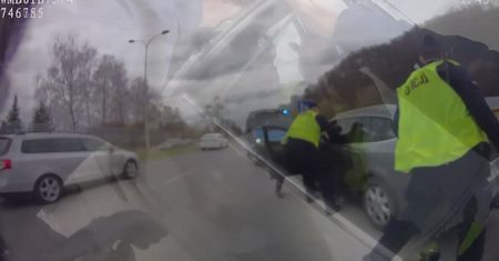 Zgarnęli pijanego kierowcę z ulicy. Trafił prosto przed sąd