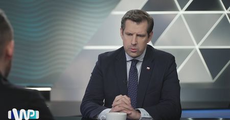 Bocheński o sprzedaży działki pod CPK: decyzja była poważnym błędem