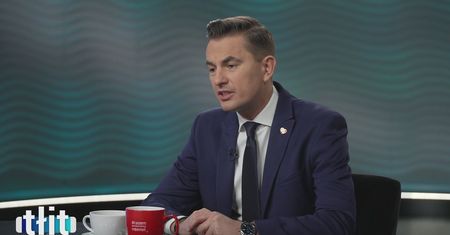 Tłit - Arkadiusz Myrcha