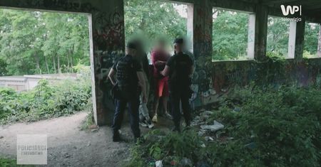 Policjanci przeszukali mężczyzn. Jeden "naważył sobie bigosu"