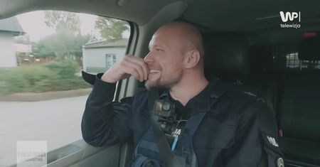 Zadał koledze z patrolu jedno pytanie. To mogło skończyć się awanturą w domu