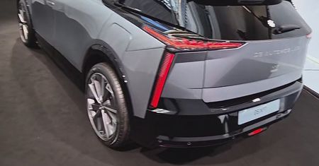 Wideo: nowy DS N°7. Będzie silnik spalinowy, tylko mało premium