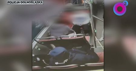 Groził przedmiotem przypominającym broń. Szybka akcja policji