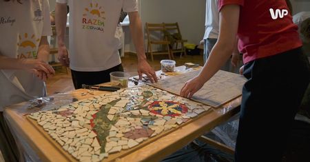 Królikarnia zamieniła się w niezwykłe miejsce. Sztuka pomagania - Co-Kreacje i Aukcja Charytatywna Fundacji Razem z Odwagą 2026