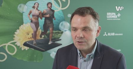 Psychiatra: "To nie tak, że człowiek pewnego dnia budzi się rano i ma depresję"